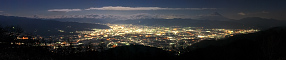 甘利山からのパノラマ夜景写真