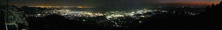 三河湾スカイライン「遠望峰パーキング」のパノラマ夜景写真
