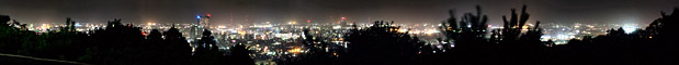 卯辰山公園 望湖台からのパノラマ夜景写真